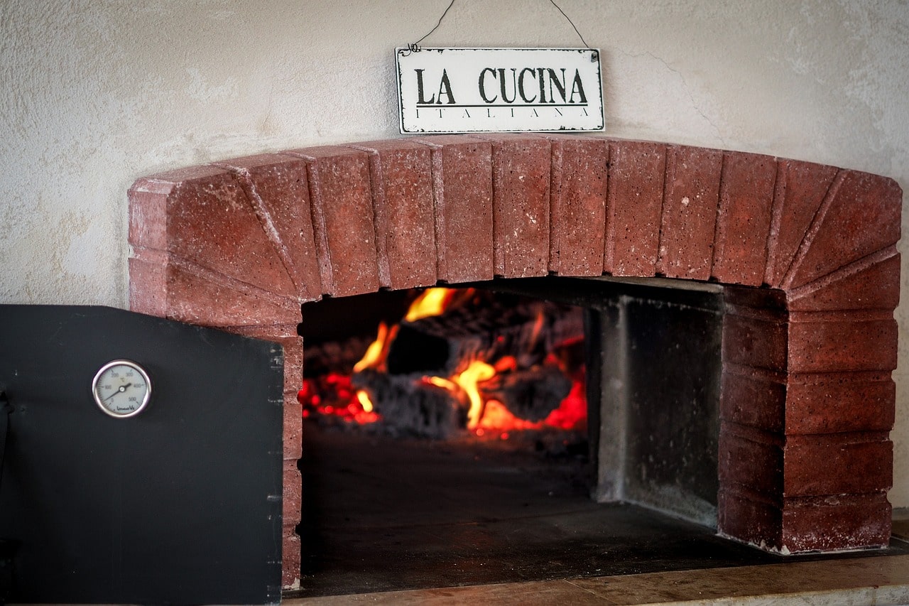 High-Quality Pizza Ovens and Grills Available in Warrenville, IL Premium Pizza Ovens and Grills in Warrenville, Illinois